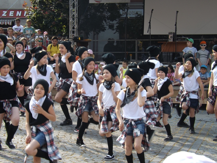 img00002.jpg