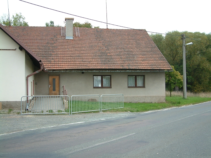 img00006.jpg