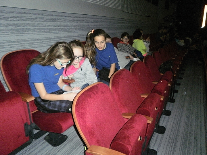 img00002.jpg