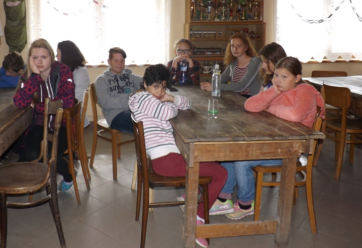 img00002.jpg