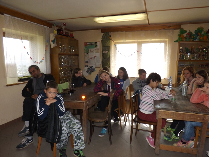 img00004.jpg