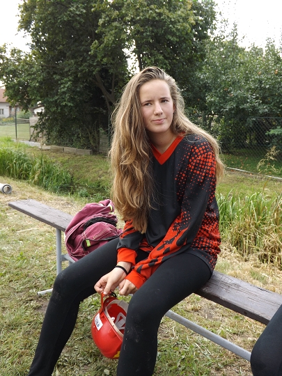 img00012.jpg