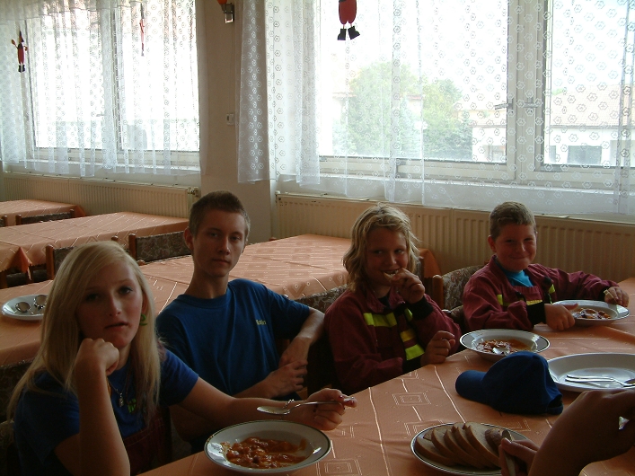img00004.jpg