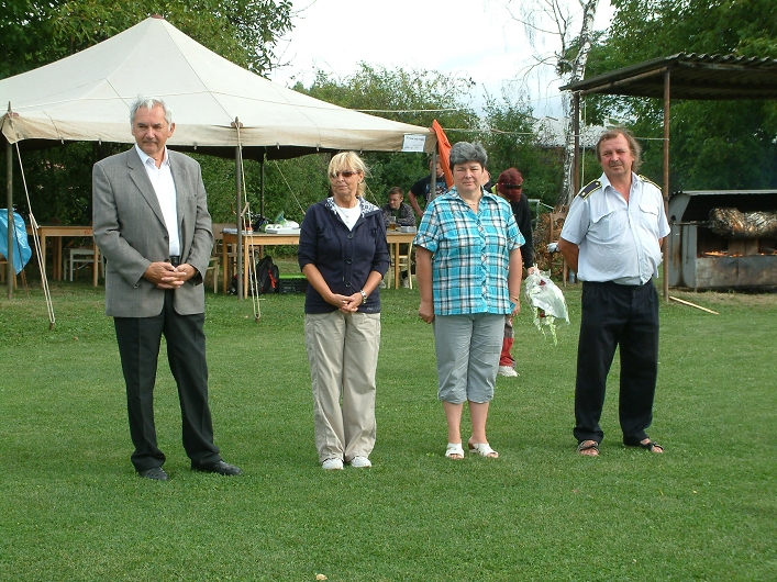 img00006.jpg