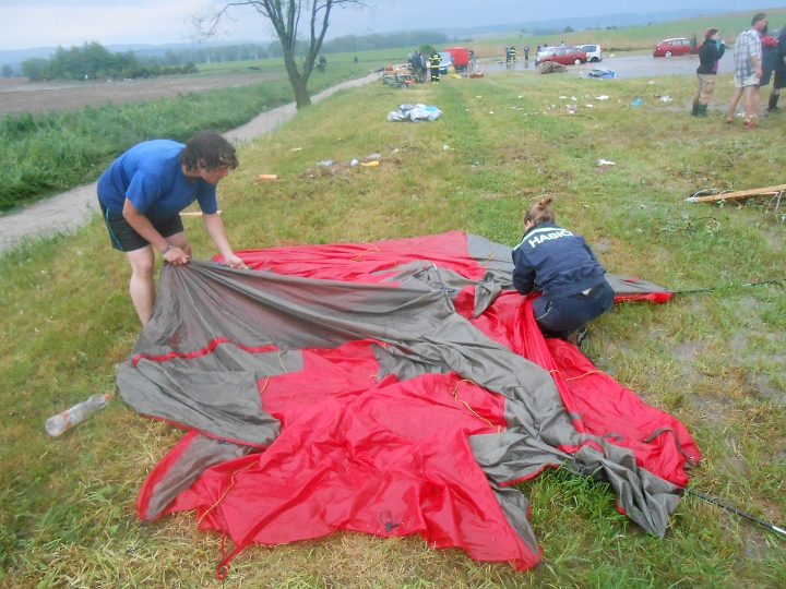 img00017.jpg