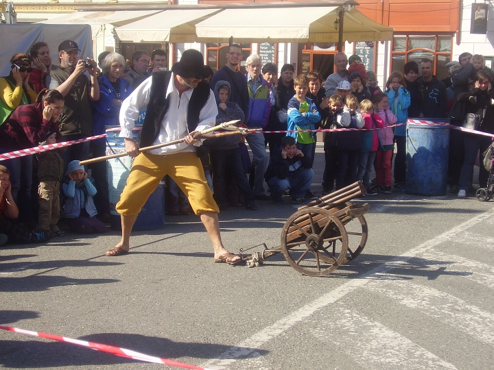 img00019.jpg