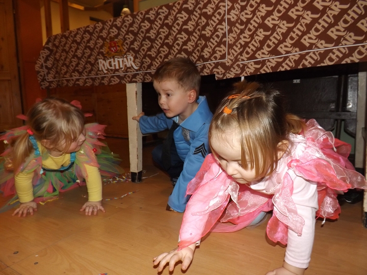 img00019.jpg