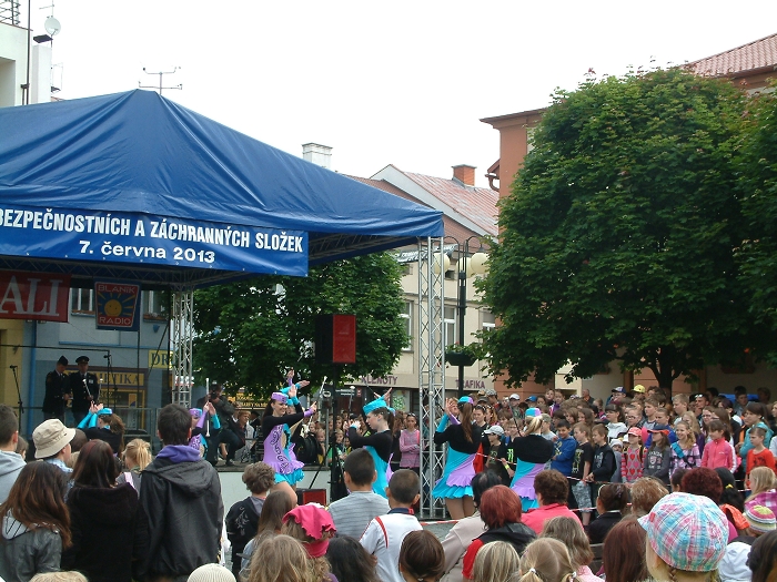 img00002.jpg