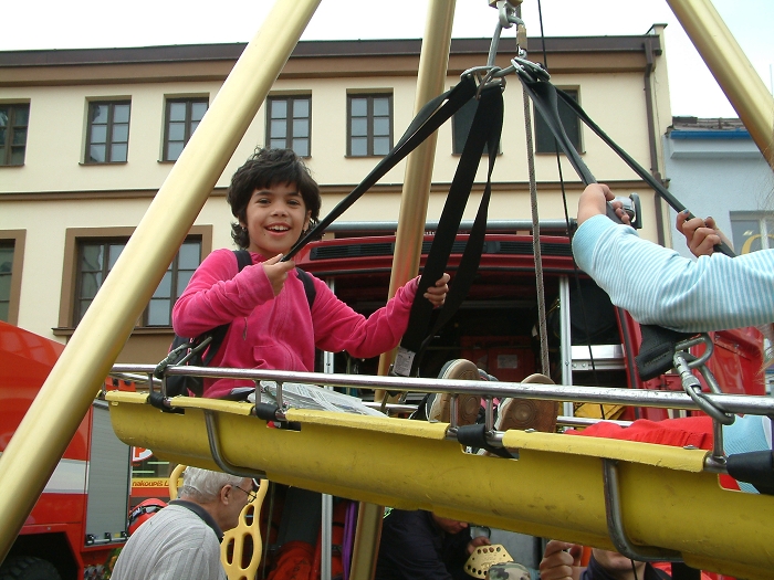 img00006.jpg