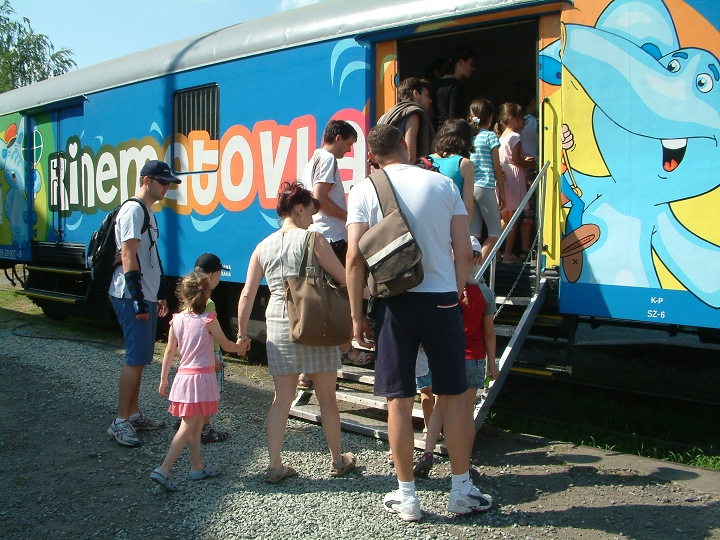 img00004.jpg