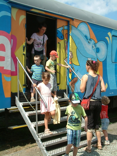 img00013.jpg